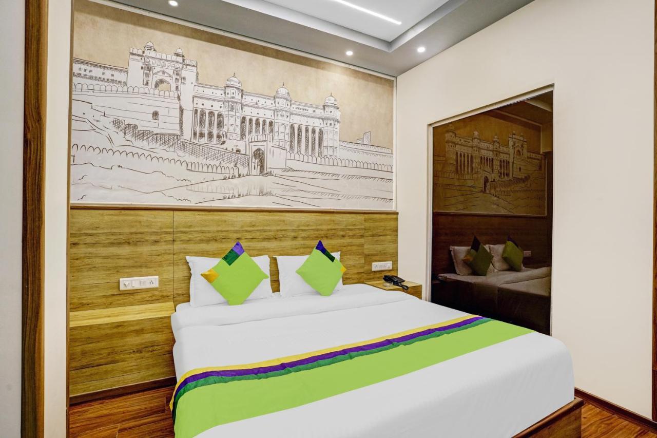 Treebo Trend Freedom Star, Vile Parle Hotel Bombaim Exterior foto